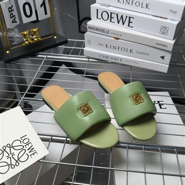 LOEWE   2025新款女生休閒時尚鞋子