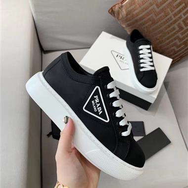 PRADA   2025新款女生休閒時尚鞋子