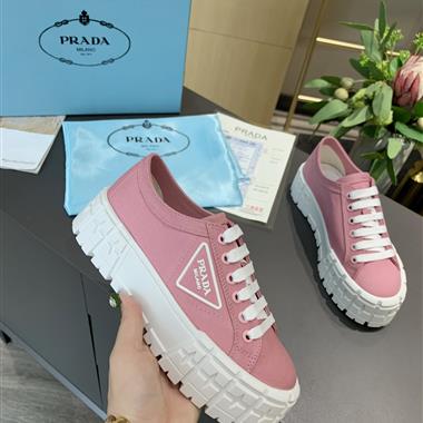 PRADA   2025新款女生休閒時尚鞋子