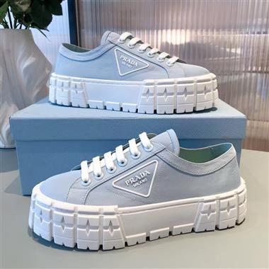 PRADA   2025新款女生休閒時尚鞋子