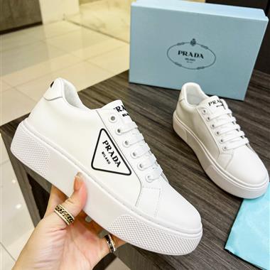PRADA   2025新款女生休閒時尚鞋子
