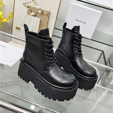 Balenciaga   2025新款女生休閒時尚鞋子