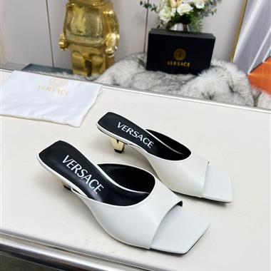 VERSACE   2025新款女生休閒時尚鞋子