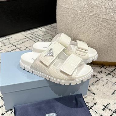 PRADA   2025新款女生休閒時尚鞋子