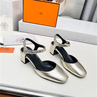 HERMES   2025新款女生休閒時尚鞋子