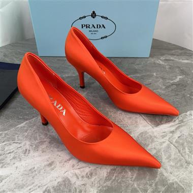 PRADA   2025新款女生休閒時尚鞋子