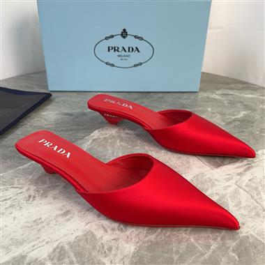 PRADA   2025新款女生休閒時尚鞋子