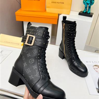 Louis Vuitton   2025新款女生休閒時尚鞋子