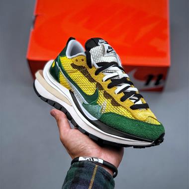 Sacai x Nike Vaporwaffle “Sail” 華夫3.0 