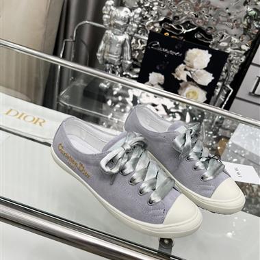 DIOR   2025新款女生休閒時尚鞋子
