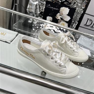 DIOR   2025新款女生休閒時尚鞋子