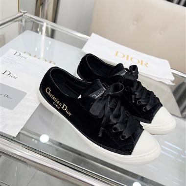 DIOR   2025新款女生休閒時尚鞋子