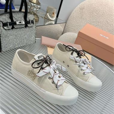 MIUMIU   2025新款女生休閒時尚鞋子