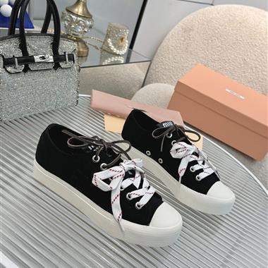 MIUMIU   2025新款女生休閒時尚鞋子