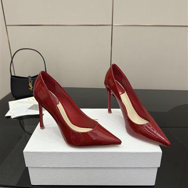 DIOR   2025新款女生休閒時尚鞋子