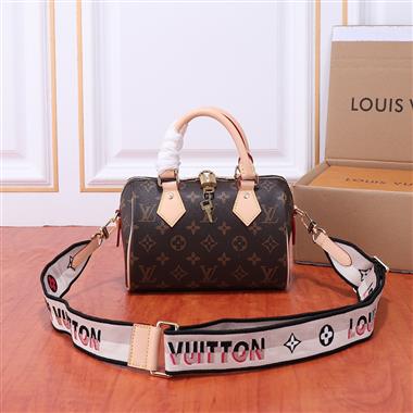 LOUIS VUITTON   2025新款女生時尚皮夾 尺寸：20.5 x 13.5 x 12CM