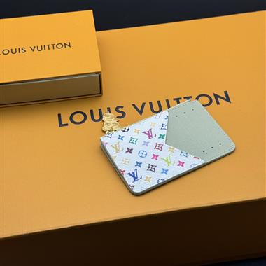 LOUIS VUITTON    2025新款女生時尚皮夾 尺寸： 8 x 0.8 x 12CM