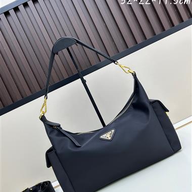 PRADA   2025新款女生時尚皮夾  尺寸：32*22*11.5CM