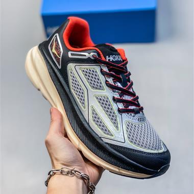 HOKA ONE ONE 戶外運動休閒鞋