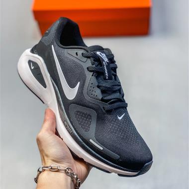 NIKE 運動輕便透氣健身訓練Structure 26跑步鞋