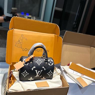 LOUIS VUITTON   2025新款女生時尚包包 尺寸：20*14CM
