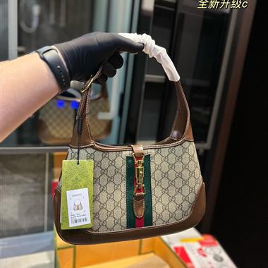 GUCCI   2025新款女生時尚包包 尺寸：30*28CM