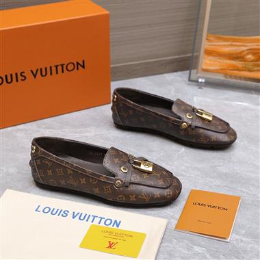 Louis Vuitton     2025新款女生休閒時尚鞋子