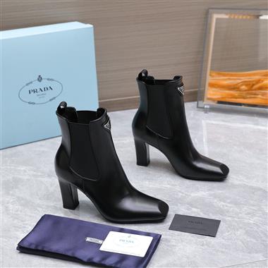 PRADA    2025新款女生休閒時尚鞋子