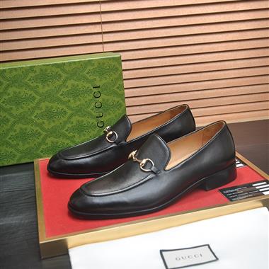 GUCCI   2025新款男生休閒時尚鞋子