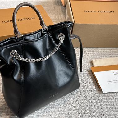 LOUIS VUITTON   2025新款女生時尚包包 尺寸：25*23CM