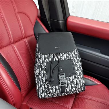 DIOR   2025新款男生時尚包包 尺寸:26.5x40x15CM