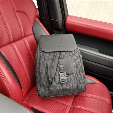 DIOR   2025新款男生時尚包包 尺寸:26.5x40x15CM