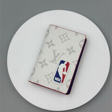 LOUIS VUITTON   2025新款時尚皮夾  尺寸：8*11CM