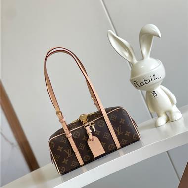 LOUIS VUITTON   2025新款女生時尚包包 尺寸：26*11.5*6.5CM