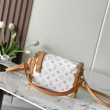 LOUIS VUITTON   2025新款女生時尚包包 尺寸：23.5*16*8.5CM