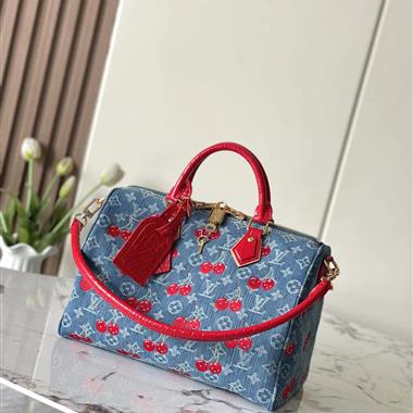 LOUIS VUITTON   2025新款女生時尚包包 尺寸：30*21*17CM