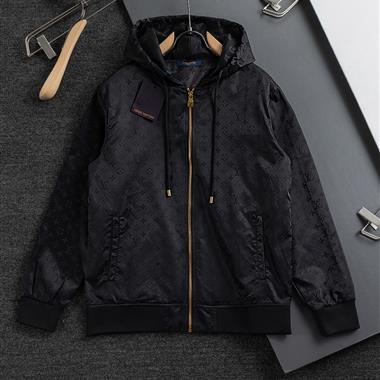 Louis Vuitton   2025秋冬新款風衣夾克外套  尺寸偏大