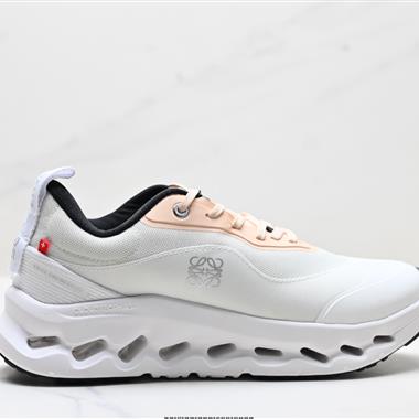 Loewe x On昂跑Cloudtilt 2.0 聯名輕量運動休閒鞋