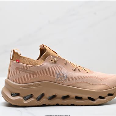 Loewe x On昂跑Cloudtilt 聯名輕量運動休閒鞋