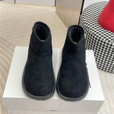 LOEWE   2025新款女生休閒時尚鞋子