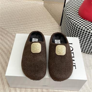 LOEWE   2025新款女生休閒時尚鞋子