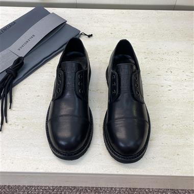 Balenciaga   2025新款休閒時尚鞋子