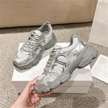 DIOR   2025新款女生休閒時尚鞋子