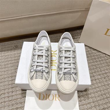 DIOR   2025新款女生休閒時尚鞋子
