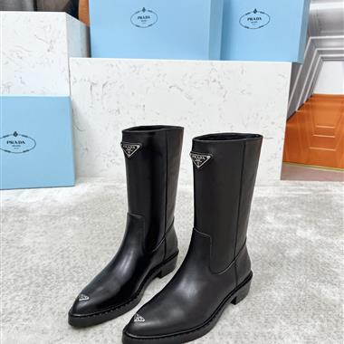 PRADA   2025新款女生休閒時尚鞋子