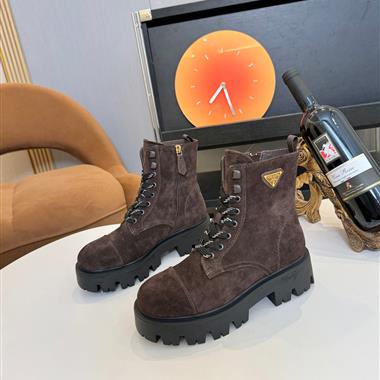 PRADA   2025新款女生休閒時尚鞋子