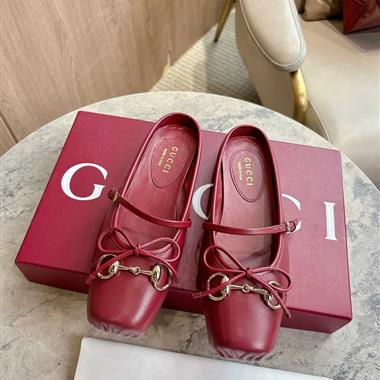 GUCCI   2025新款女生休閒時尚鞋子