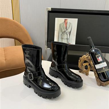 PRADA   2025新款女生休閒時尚鞋子