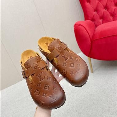 Louis Vuitton    2025新款女生休閒時尚鞋子
