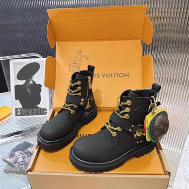 Louis Vuitton    2025新款女生休閒時尚鞋子